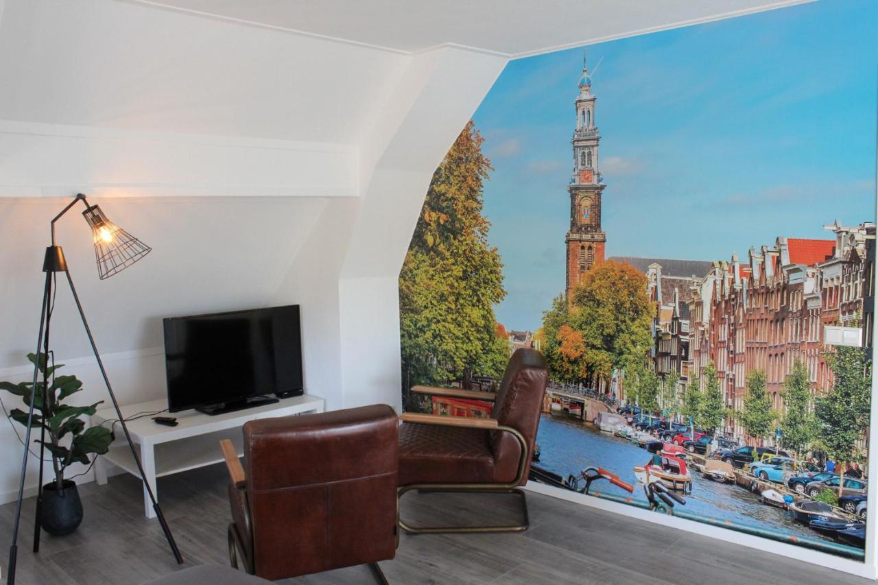 Slapen Bij De Buurvrouw Castricum Exterior foto