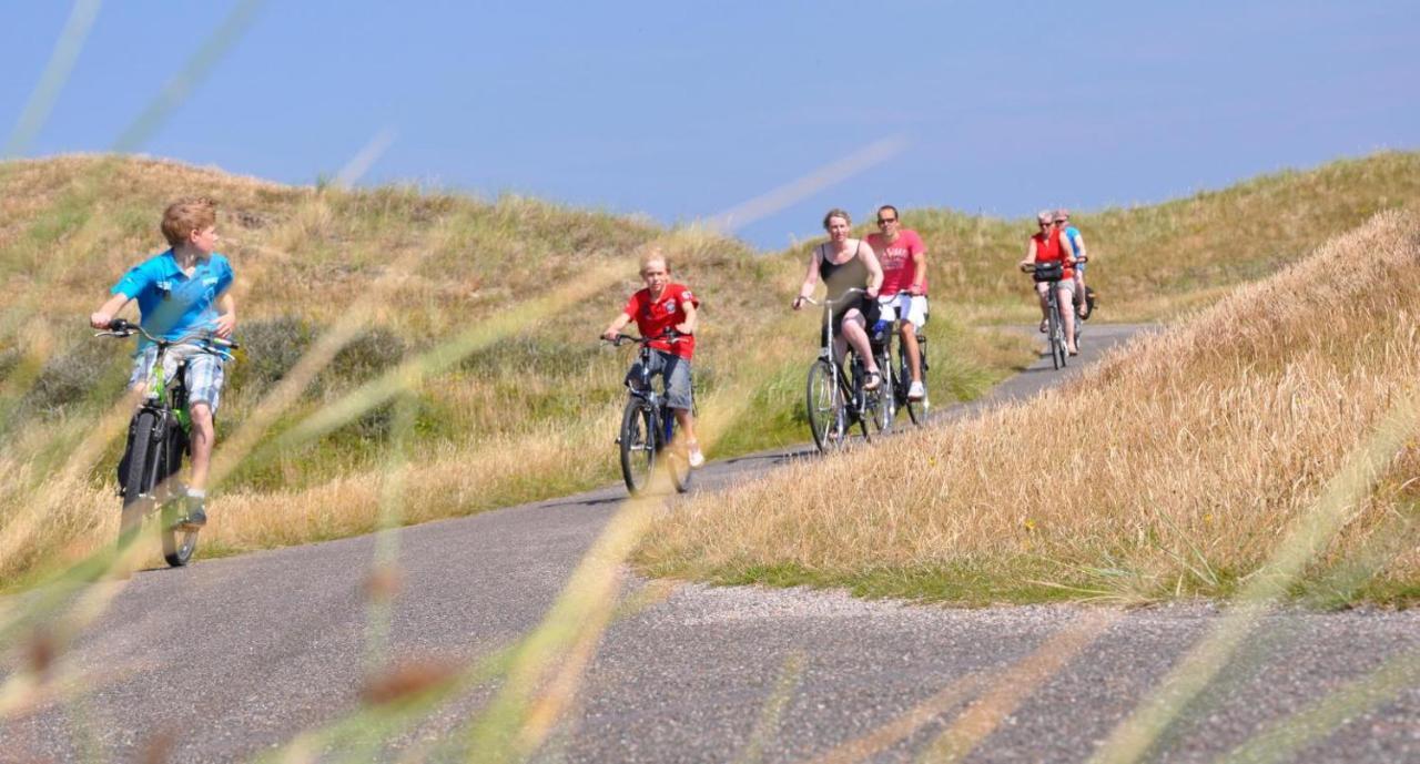 Slapen Bij De Buurvrouw Castricum Exterior foto